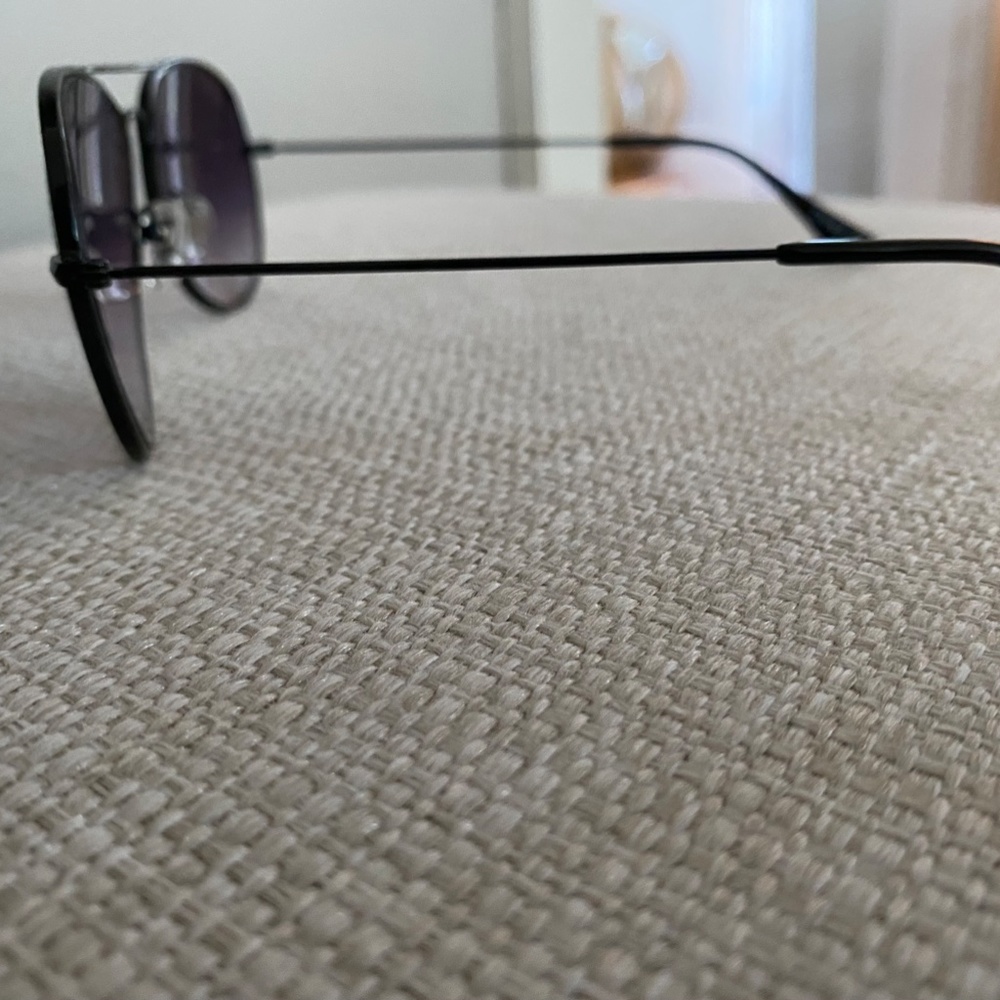 DIFF Aviator Sunglasses - never worn - Picture 2 of 5